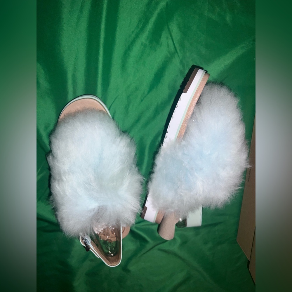 New UGG Fluffy White/ Mint Green Holly Sandals with Buckle size 39 - Picture 5 of 10